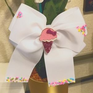 Hair Bow Ice Cream White Cheer Bow Lage glittery New